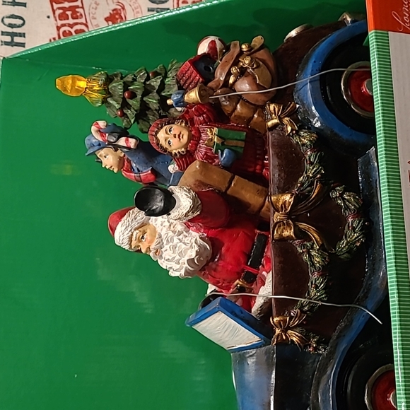 LED Resin Santa Claus Car - Picture 2 of 10